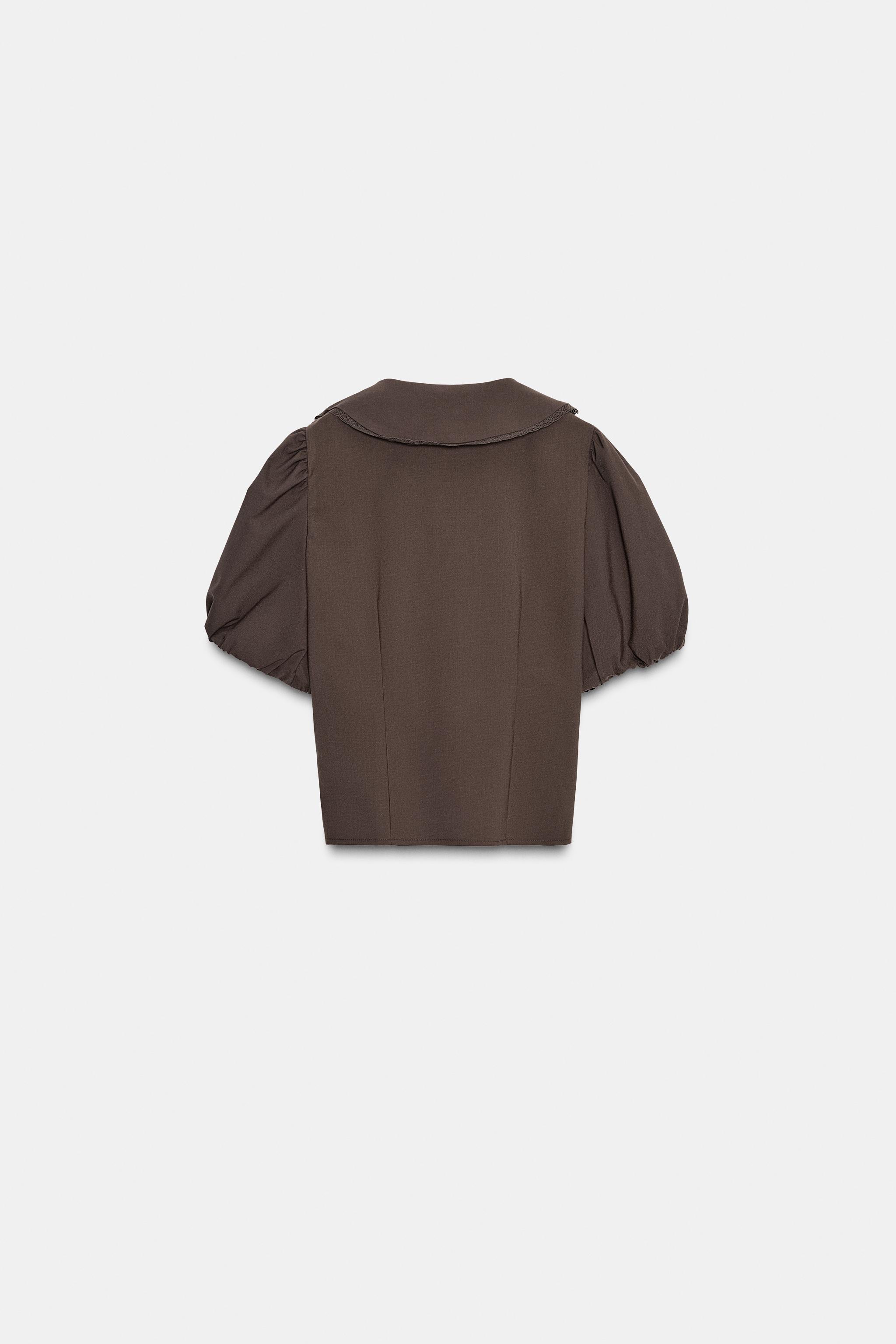 PETER PAN COLLAR PUFF SLEEVE TOP